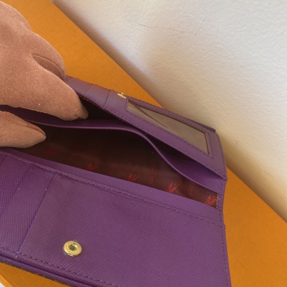 ETRO Milano Pegasus Wallet Chain added Beautiful Authentic Excellent Paisley - Picture 13 of 17